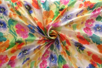Pansy Blurr - Nicole Voile Lawn